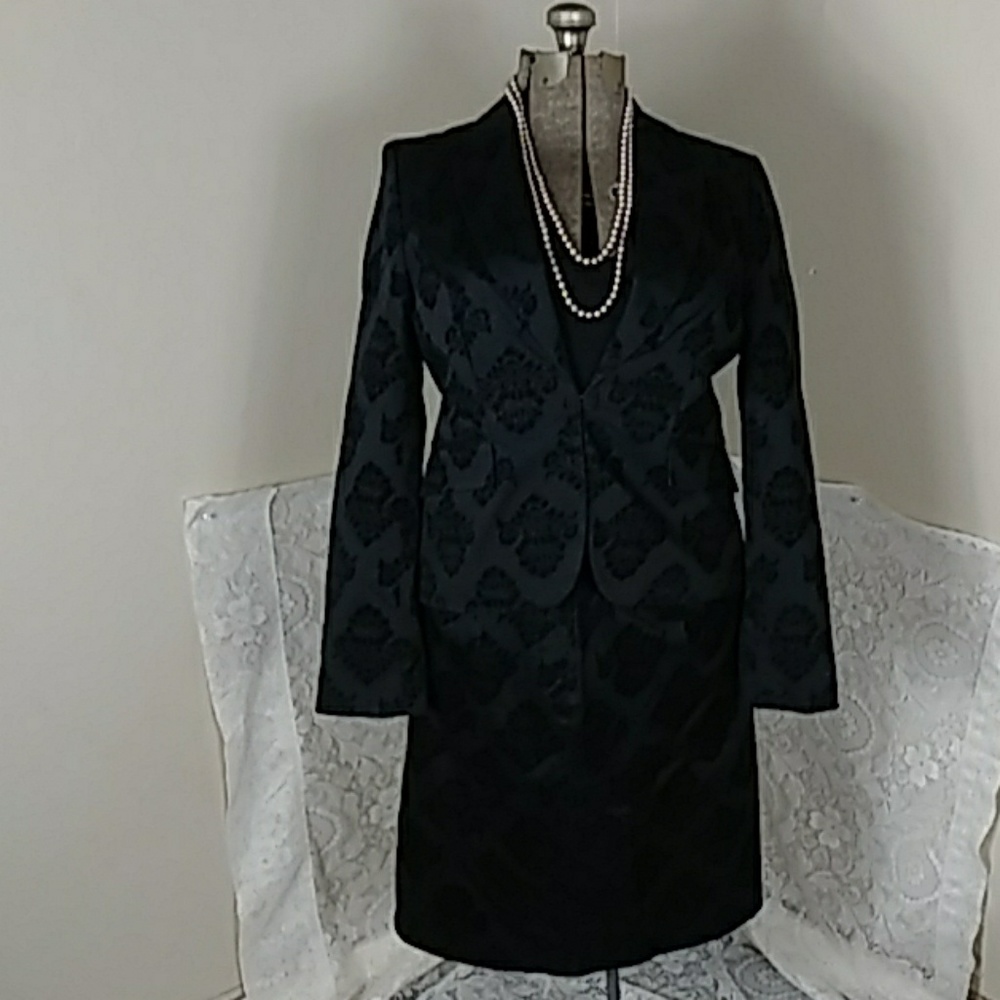 Suit